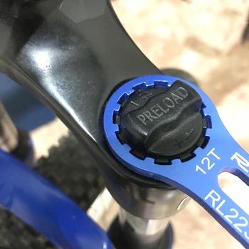 Велосипеден Гаечен ключ е Инструмент за разглобяване с инструменти за ремонт на предната част на разклона на Планинския велосипед Черен Пластмасов Двустранен Гаечен ключ резервни Части за ремонт на предната вилици
